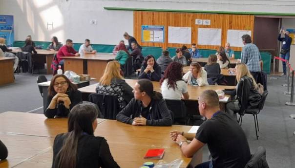 Јoš nisu prebrojani listići sa 1.000 biračkih mjesta