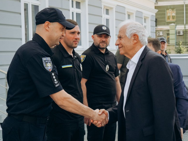 Josep Borrell posjetio Odesu i osudio 'barbarske' napade na grad