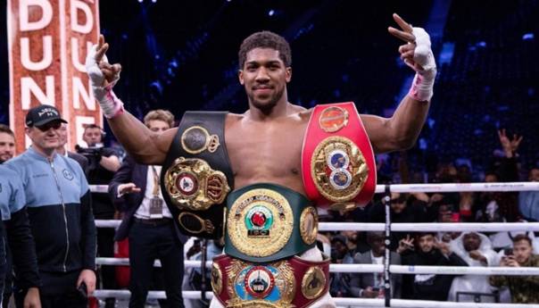 Joshua morao u samoizolaciju nakon susreta s princom Charlesom