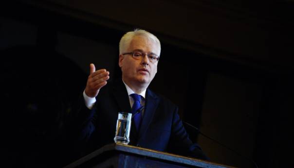 Josipović: Nadam se da će Milanović promijeniti retoriku