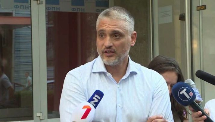 Jovanović: Bacio sam stolicu u staklo, neću se nikome sklanjati s puta