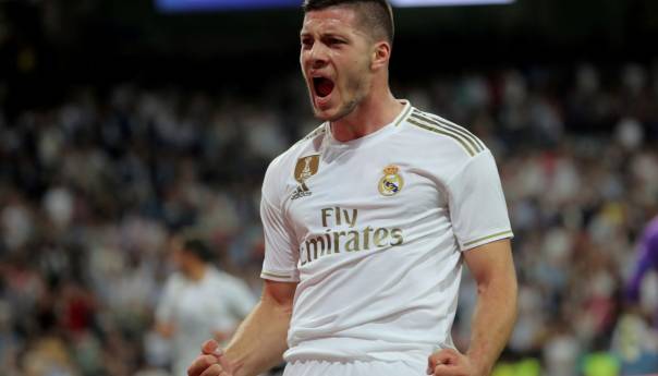 Jović napustio Real i vratio se u Eintracht