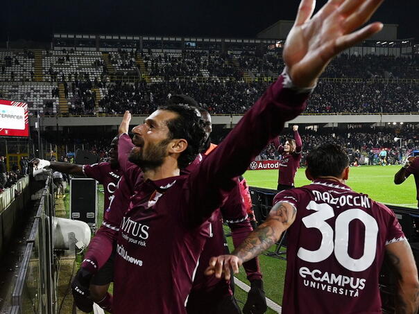 Jović spasio Milan blamaže protiv Salernitane