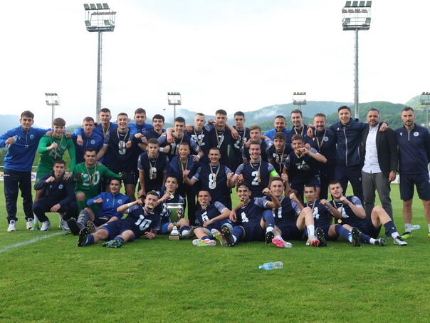 Juniori Željezničara razbili Borac i osvojili Kup BiH