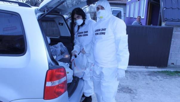 Jusić: Akcija 'Brat za brata' pokazala da su Romi humani i ne misle samo na sebe