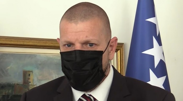 Jusko u USK: Migrantska kriza je zajednički problem