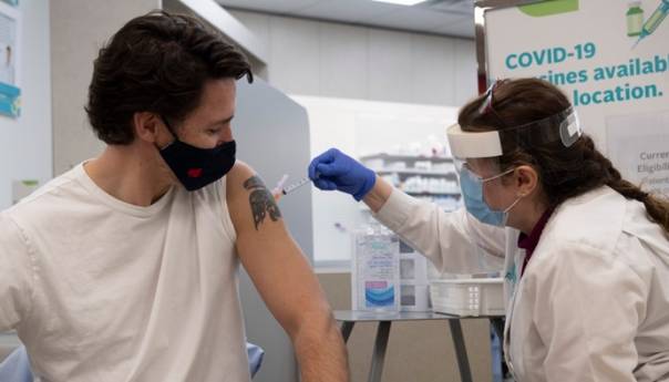 Justin Trudeau primio prvu dozu AstraZeneca vakcine