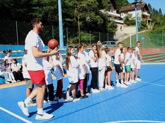 Jusuf Nurkić organizovao košarkaški kamp 'Srebrenica 2023'