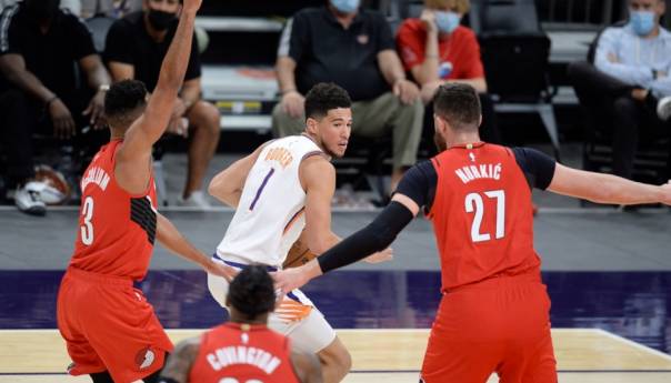 Jusuf Nurkić ubacio sedam poena u porazu Portlanda od Phoenixa