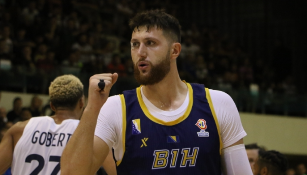 Jusuf Nurkić zatražio hrvatski pasoš