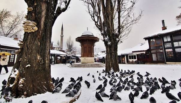 Jutros u većem dijelu BiH oblačno vrijeme sa susnježicom i snijegom