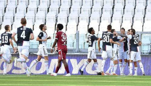 Juve u derbiju slavio uz golčinu Ronalda iz slobodnjaka