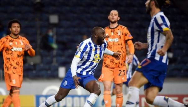 Juventus izgubio od Porta, ali golom u finišu meča ostao u igri za četvrtfinale