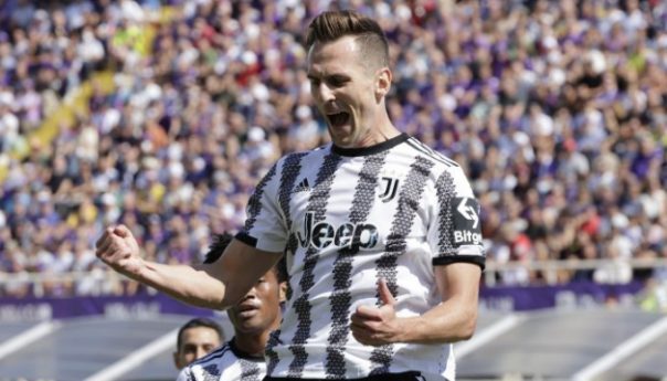 Juventus kiksao kod Fiorentine, Jović promašio penal