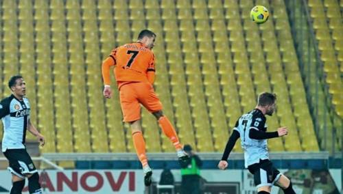 Juventus na Ronaldovim krilima razbio Parmu u gostima