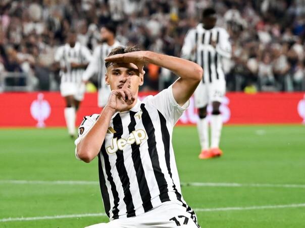 Juventus posvetio objavu Alajbegoviću