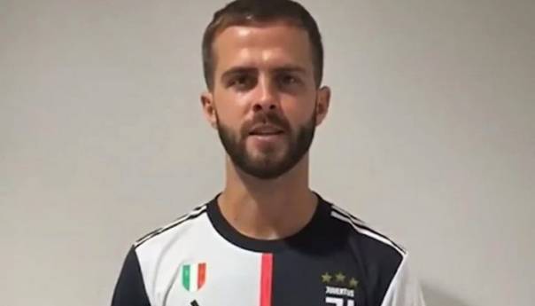 Juventus preko Pjanića i Demirala poželio navijačima sretan nastupajući Bajram