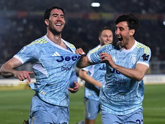 Juventusov bek na radaru engleskih klubova
