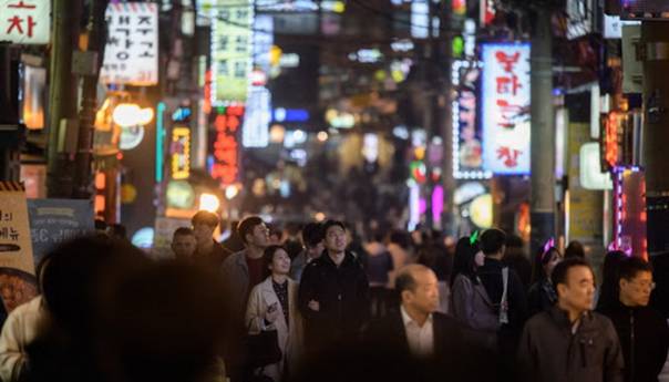 Južna Koreja prvi put bilježi veći broj umrlih nego rođenih