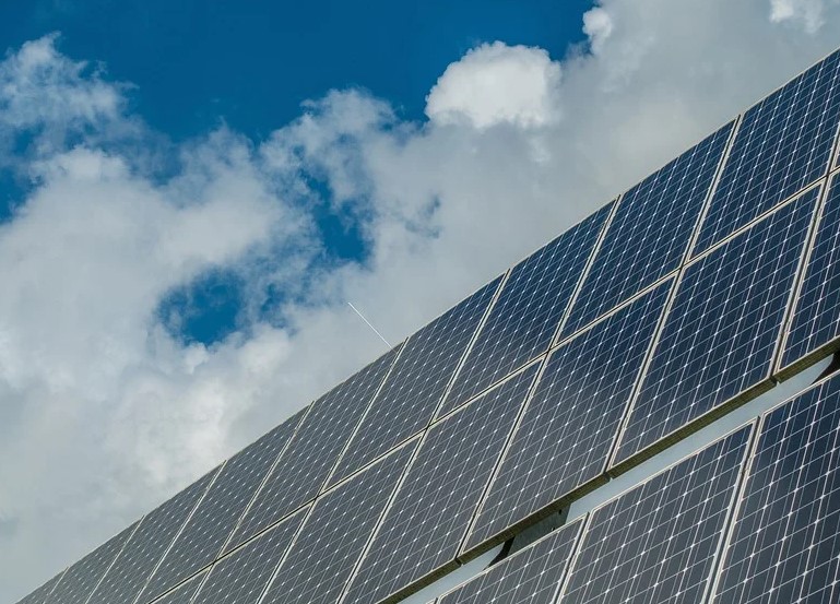 Južna Koreja uvodi novo pravilo, tiče se solarnih panela