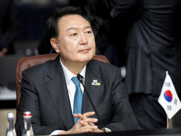 Južnokorejski predsjednik se izvinio naciji zbog pokušaja uvođenja vojnog stanja