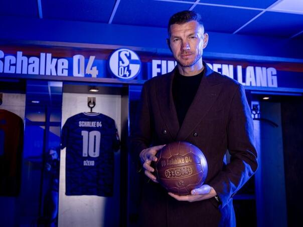 Kada bi Džeko mogao debitovati za Schalke?
