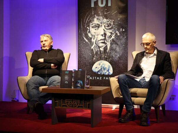 Kajtaz predstavio svoj SF roman "Put"