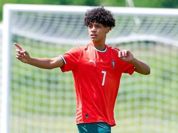 Kakav otac takav sin: Real Madrid potpisuje sina Cristiana Ronalda?