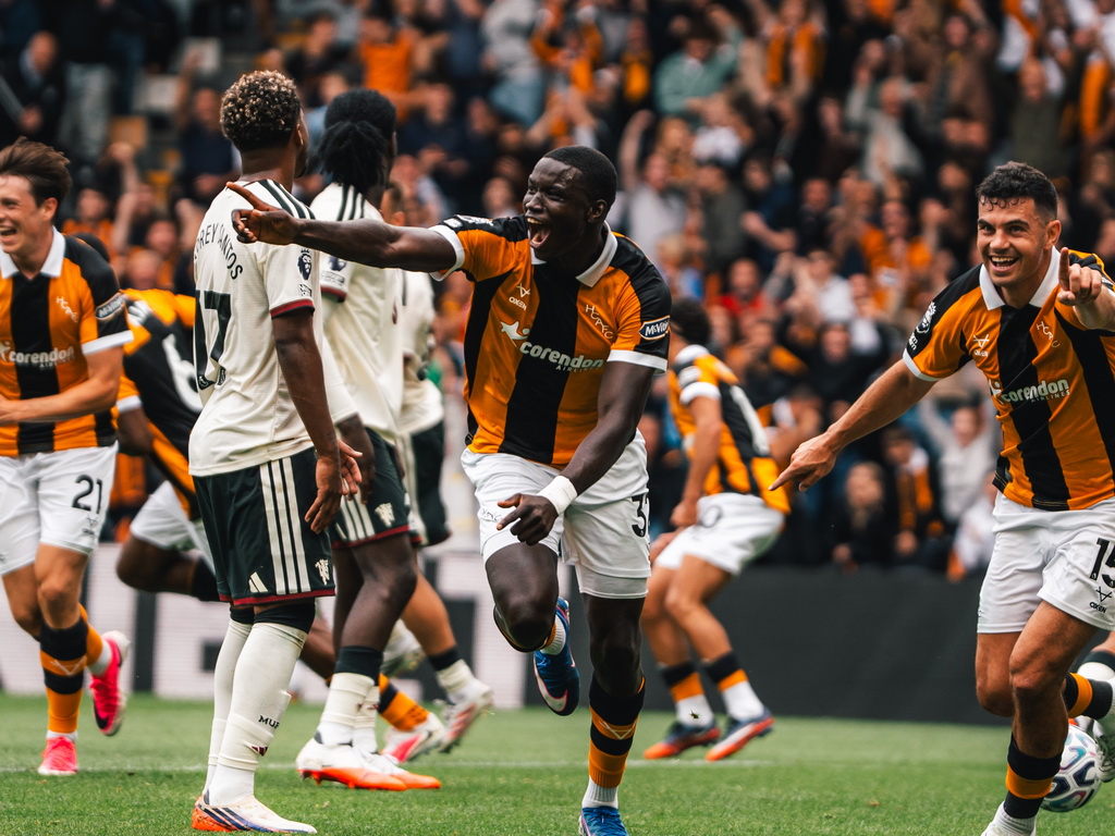 Kakav početak za Jakirovića: Hull srušio Manchester United!