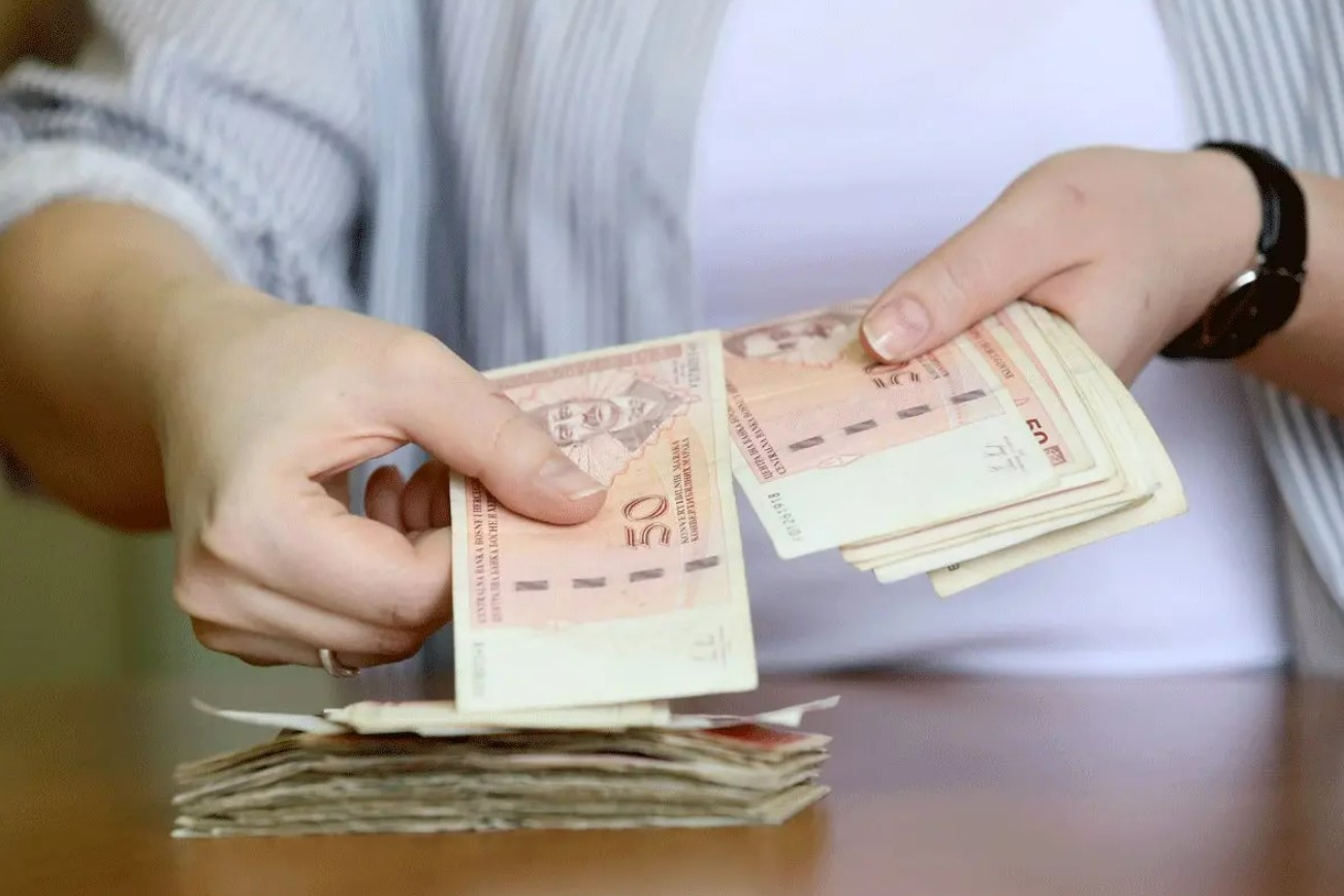 Kako možete uštedjeti novac od plate?