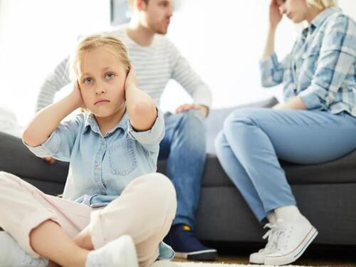 Kako stres roditelja utiče na djecu?