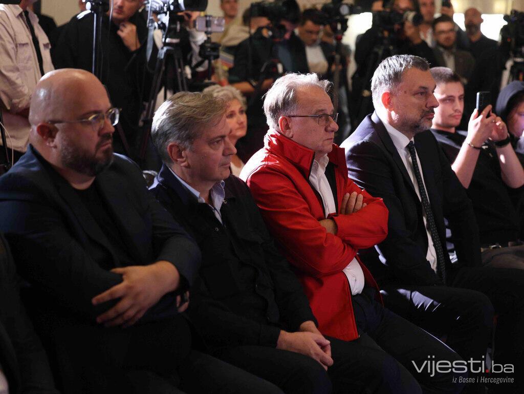 Kako su birači ocijenili Trojku: SDP raste, NiP i NS padaju