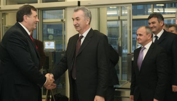 Kako su se prenosile nadležnosti sa RS na nivo BiH