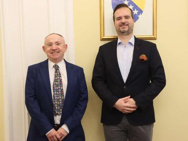 Kalamujić: Transparentnost i ažurnost informacija ključni za povjerenje u institucije