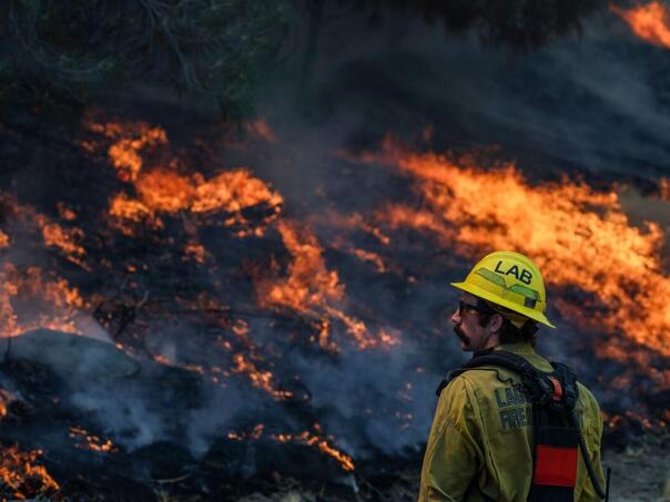 Kalifornijski požar spalio područje veće od Los Angelesa, gasi ga 6000 vatrogasaca