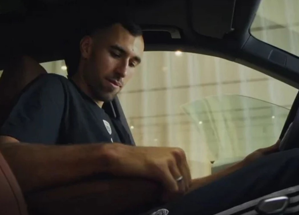 Kamenjaš od Dubaija dobio skupocjeni automobil