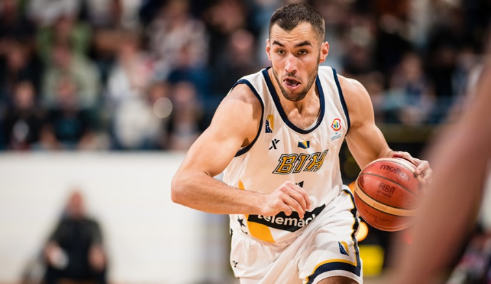 Kamenjaš pred Crnu Goru: Cilj je pobjeda, a san plus 20