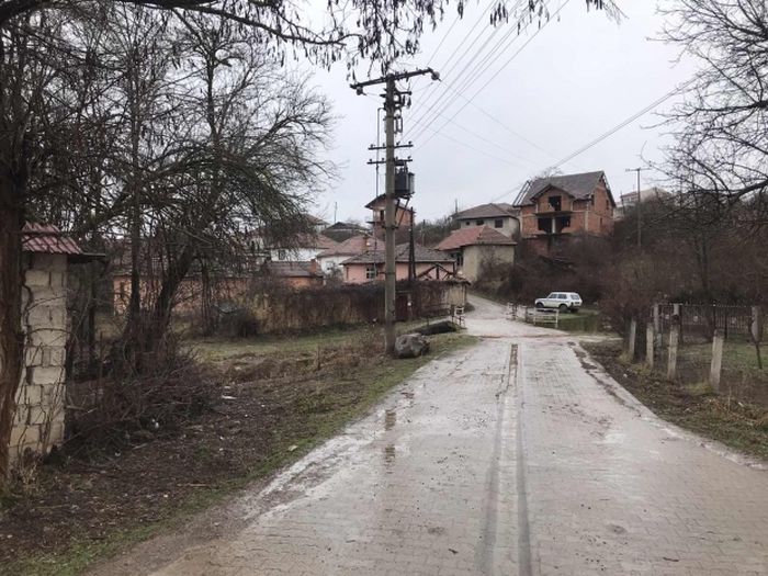 Kamenovana srpska škola na Kosovu, pokrenuta istraga
