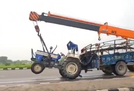 Kamion u Indiji pokosio traktor pun hodočasnika: Osam mrtvih