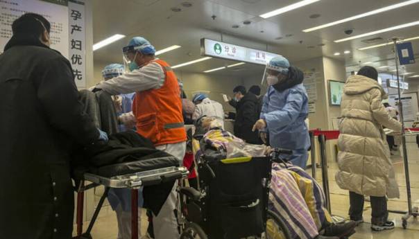 Kamionom se zaletio na ožalošćene pred krematorijumom, 17 poginulih