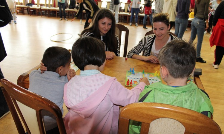 Kampanja 'Porasti svijete u(z) sretno dijete'