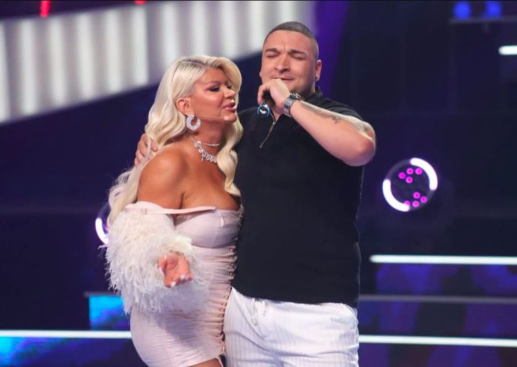 Kandidat iz BiH zavodio Daru Bubamaru, ona izašla na binu i poljubila ga