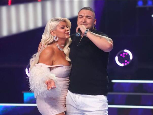 Kandidat iz BiH zavodio Daru Bubamaru, ona izašla na binu i poljubila ga