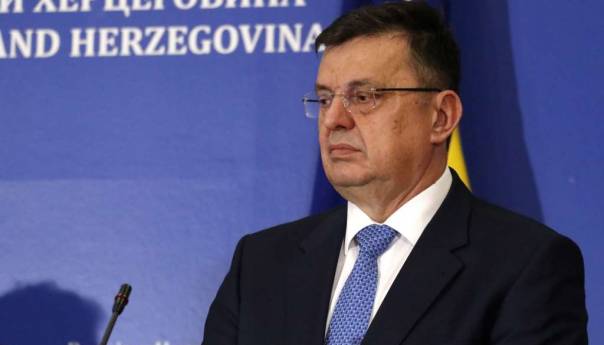 Kandidatski status za BiH poruka da je zapadni Balkan na ljestvici prioriteta EU