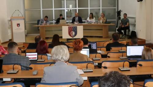 Kanton Sarajevo će studentima UNSA s prosjekom 8,0 i većim platiti školarine