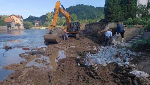 Kanton Sarajevo: Uređenje korita Bosne i Željeznice