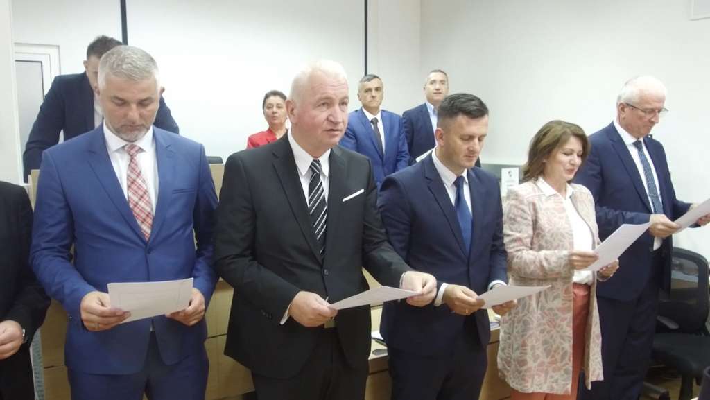 SBK dobio novu Vladu, Tahir Lendo premijer