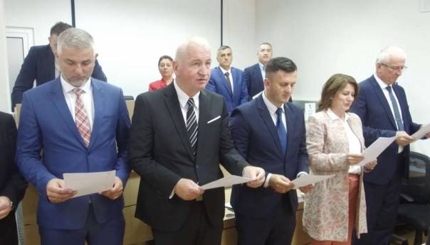 SBK dobio novu Vladu, Tahir Lendo premijer