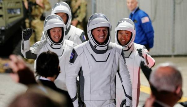 Kapsula SpaceX sa četiri astronauta stigla do Međunarodne svemirske stanice