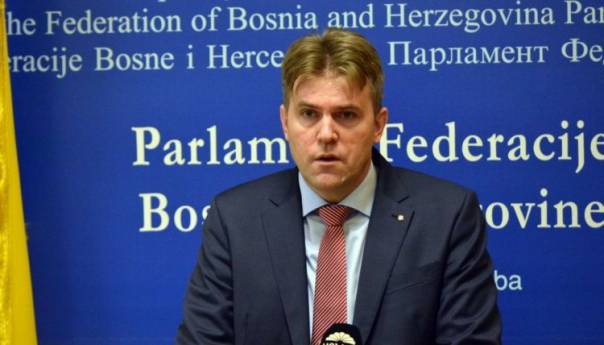 Karajbić: Donijeti Zakon o Ekonomsko-socijalnom vijeću